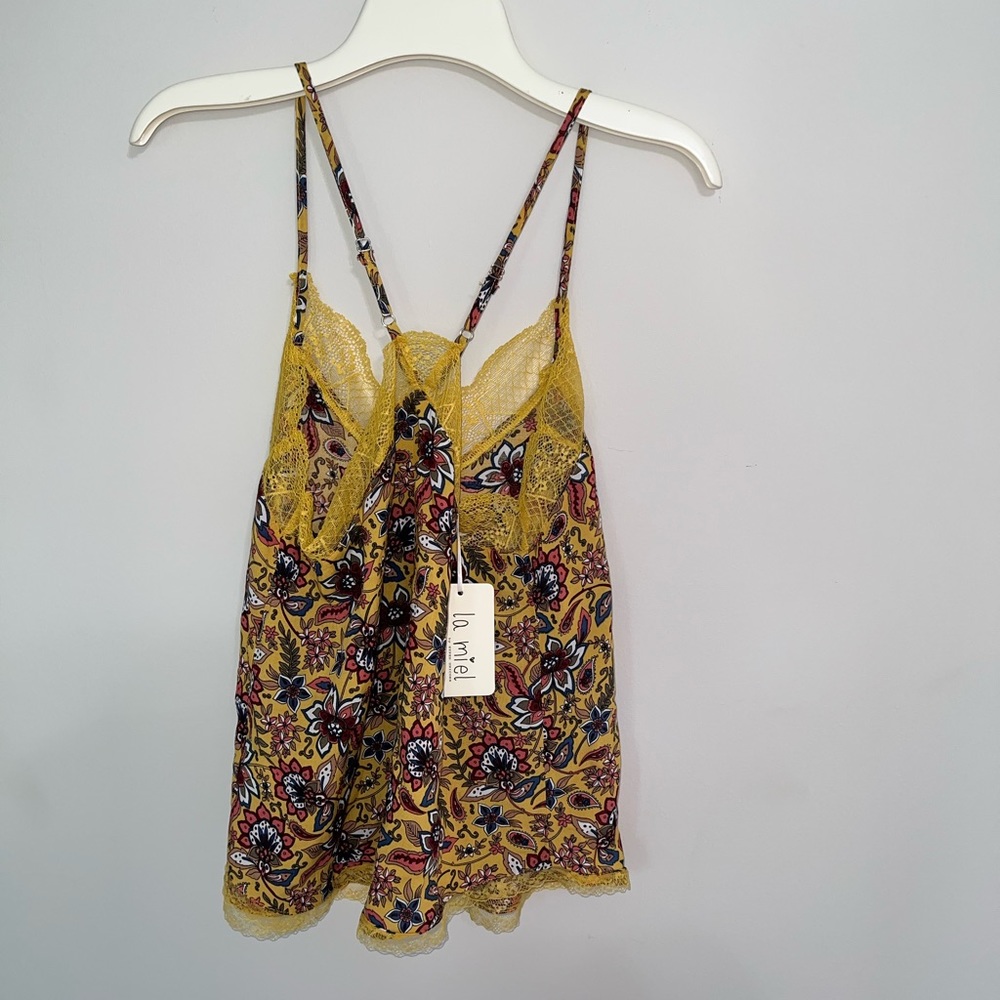 Floral Lace Tank Top - Picture 3 of 5